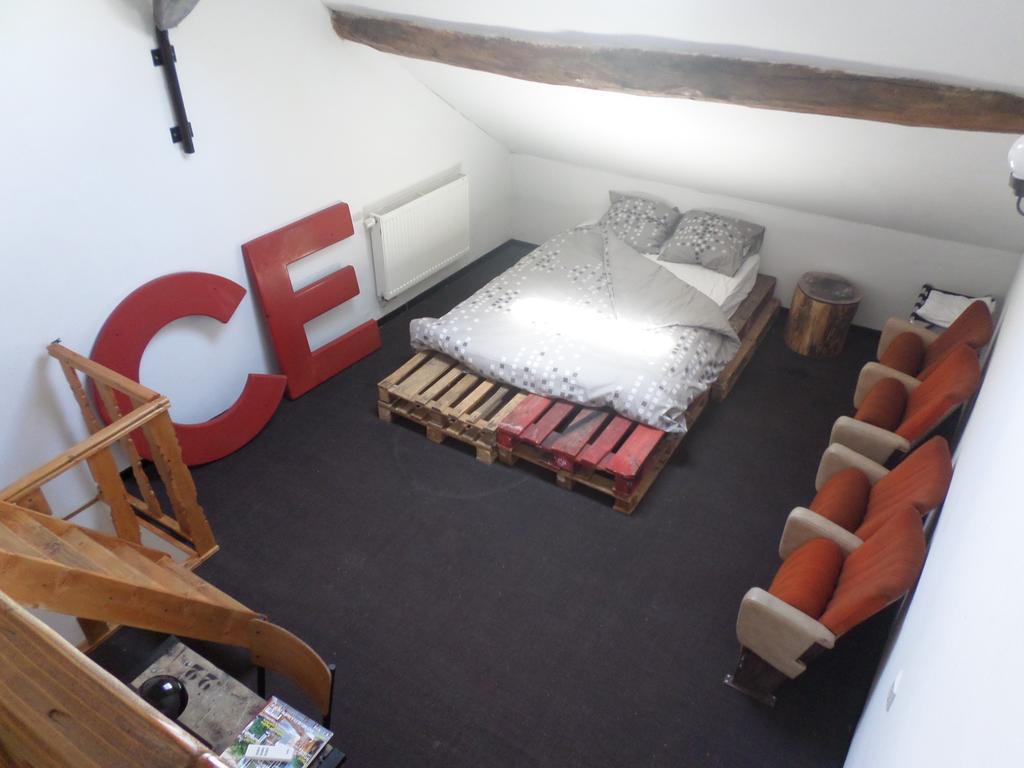 Villa L'Atelier Du Creusot Le Creusot Zimmer foto